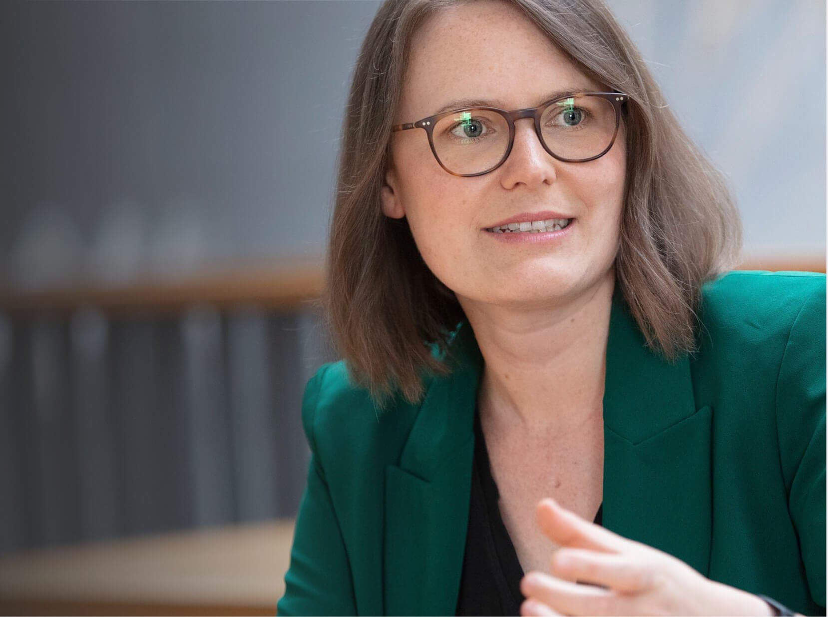 Carina Throne – Senior Manager