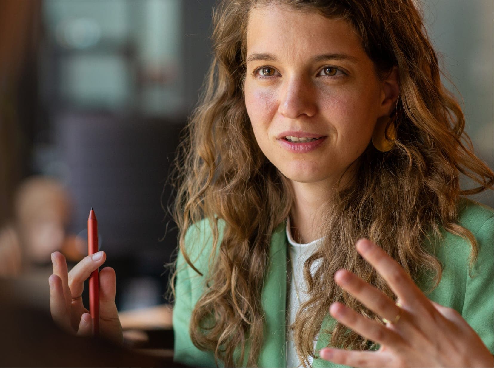 Delia Schukraft – Consultant